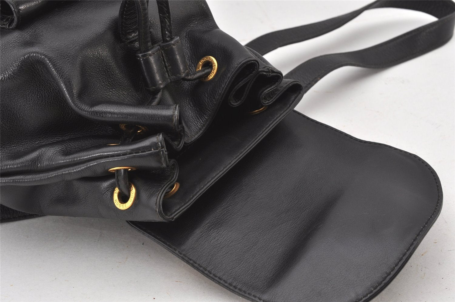 Authentic GUCCI Vintage Bamboo Drawstring Backpack Purse Leather Black 5211K