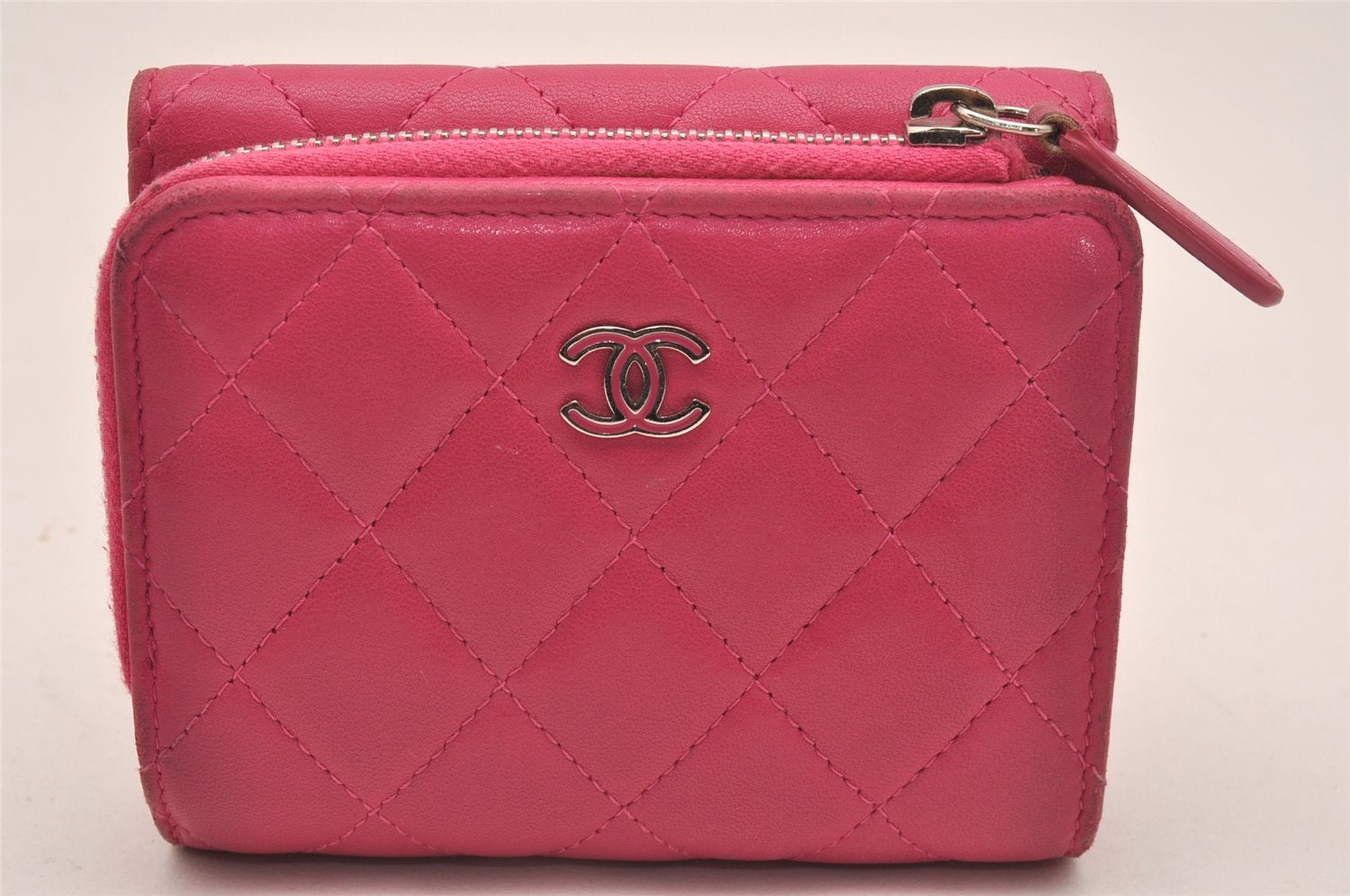 Authentic CHANEL Lamb Skin Matelasse Vintage Trifold Wallet Purse Pink CC 5213J