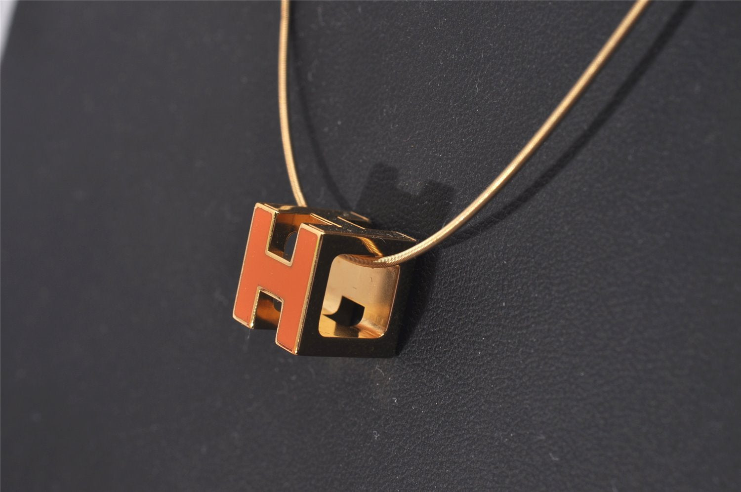 Authentic HERMES Cage De Ash H Cube Pendant Necklace Gold Orange Box 5215J