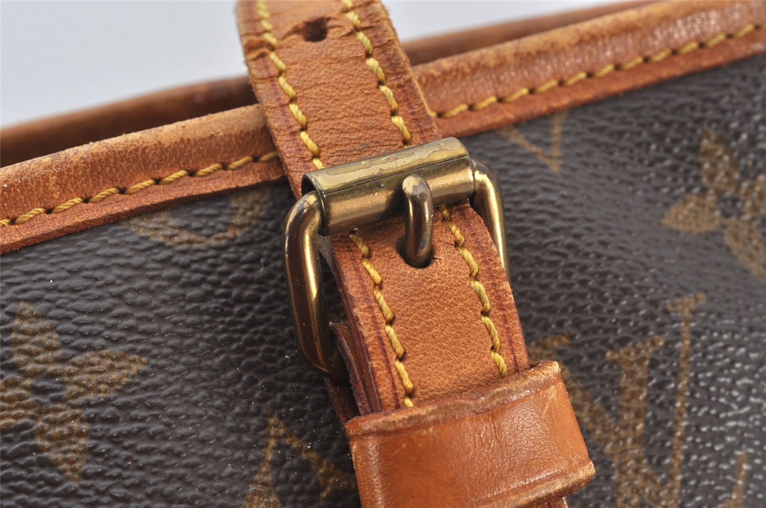 Authentic Louis Vuitton Monogram Bucket PM Shoulder Bag Old Model LV Junk 5216K