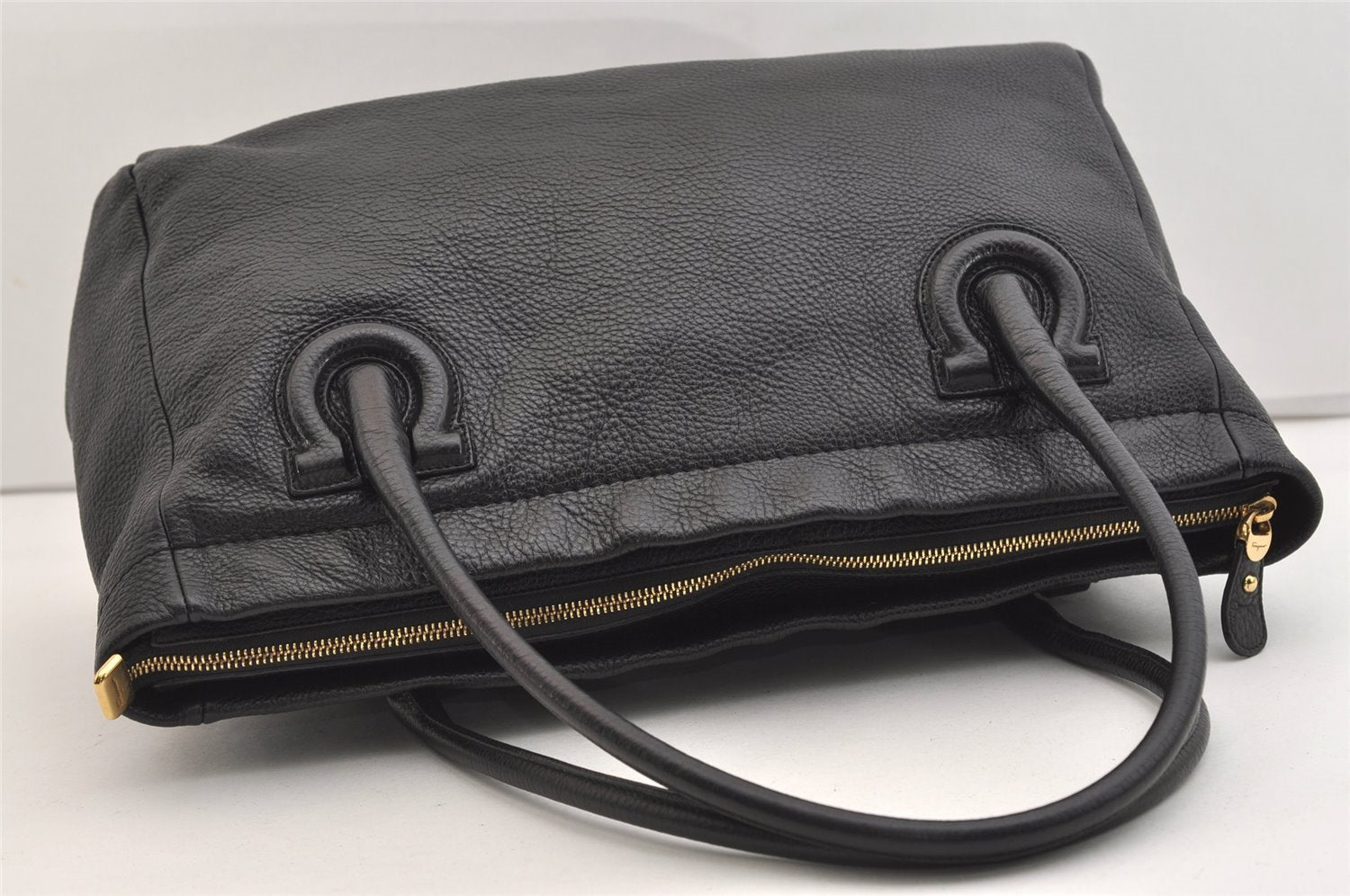 Authentic Salvatore Ferragamo Gancini Vintage Leather Hand Tote Bag Black 5220J