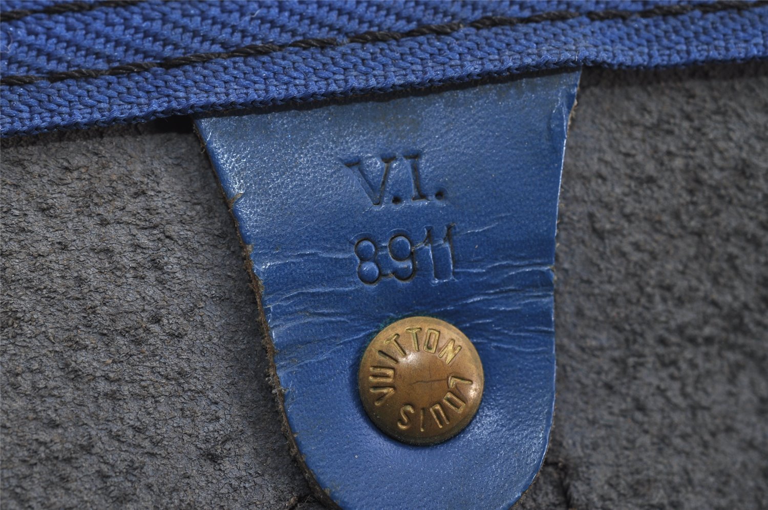 Authentic Louis Vuitton Epi Keepall 45 Boston Travel Bag Blue M42975 LV 5222I