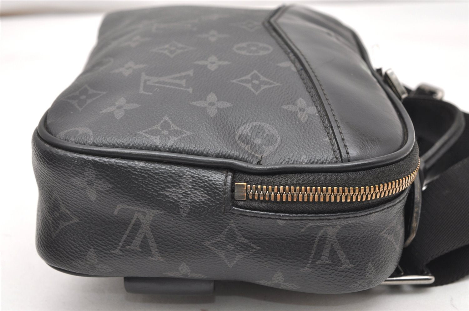 Authentic Louis Vuitton Monogram Eclipse Bum Bag Waist Bag Black M42906 LV 5224K