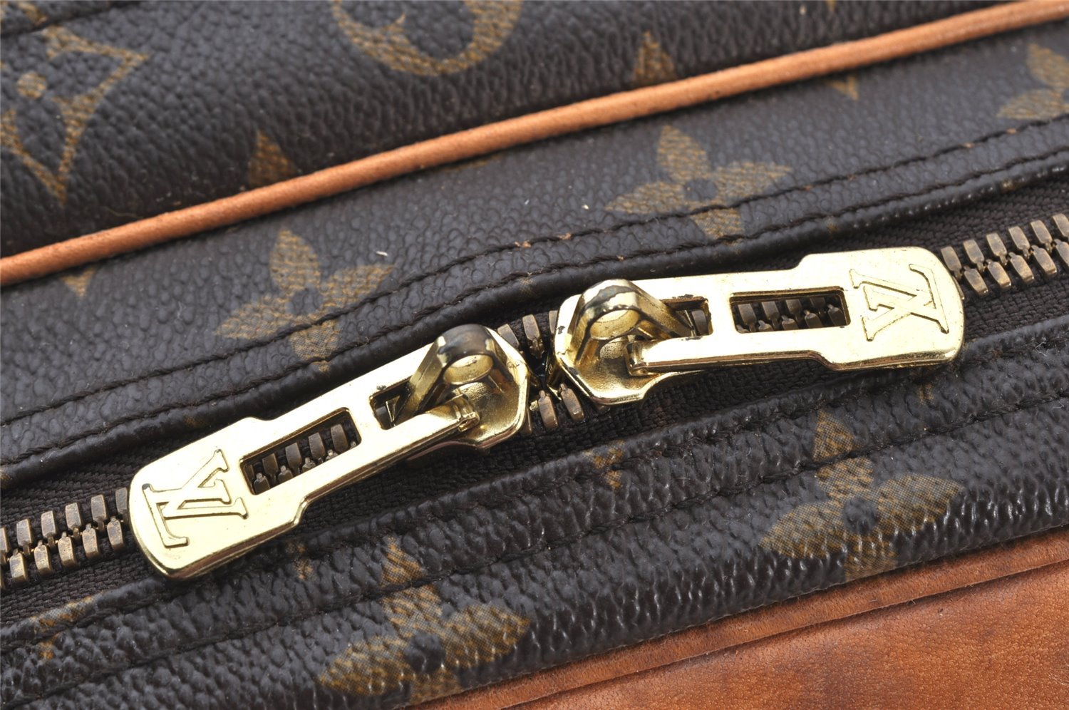 Authentic Louis Vuitton Monogram Alize 24 Heures Boston Hand Bag M41399 LV 5225K