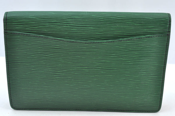Authentic Louis Vuitton Epi Montaigne 23 Clutch Hand Bag Green M52664 LV 5226H