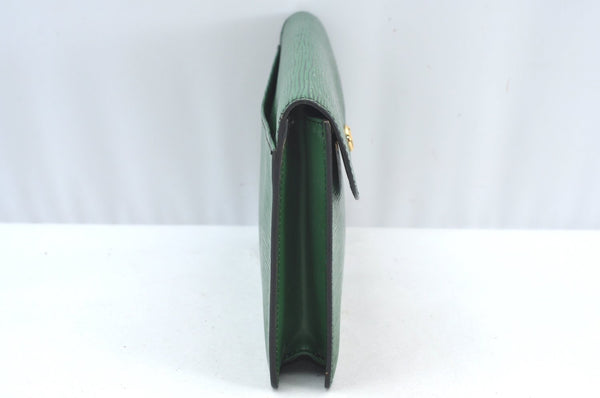 Authentic Louis Vuitton Epi Montaigne 23 Clutch Hand Bag Green M52664 LV 5226H