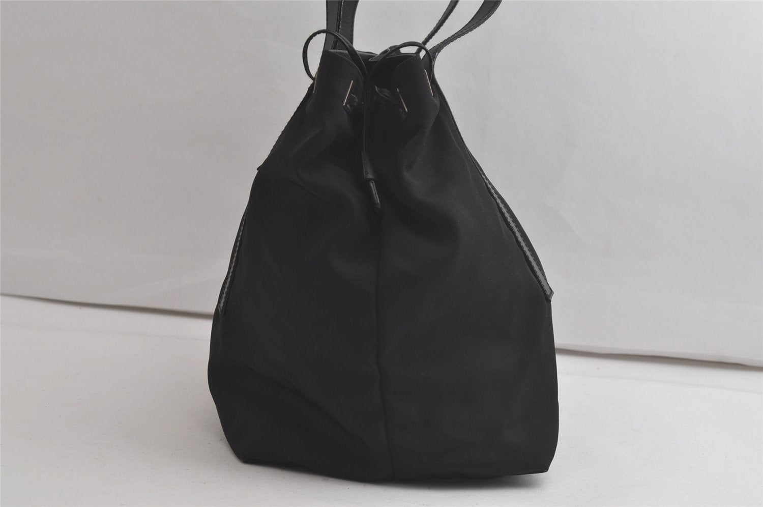Authentic GUCCI Vintage Shoulder Tote Bag Nylon Leather 0190493 Black 5229K