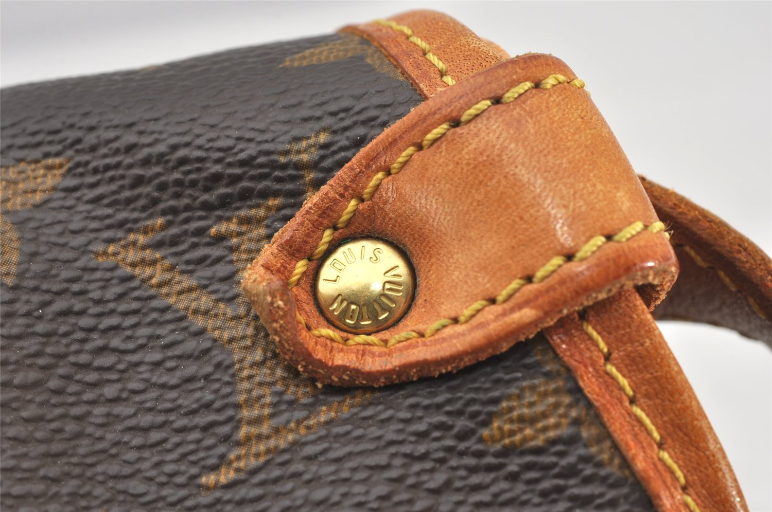 Authentic Louis Vuitton Monogram Saumur 30 Shoulder Cross Bag M42256 LV 5236K