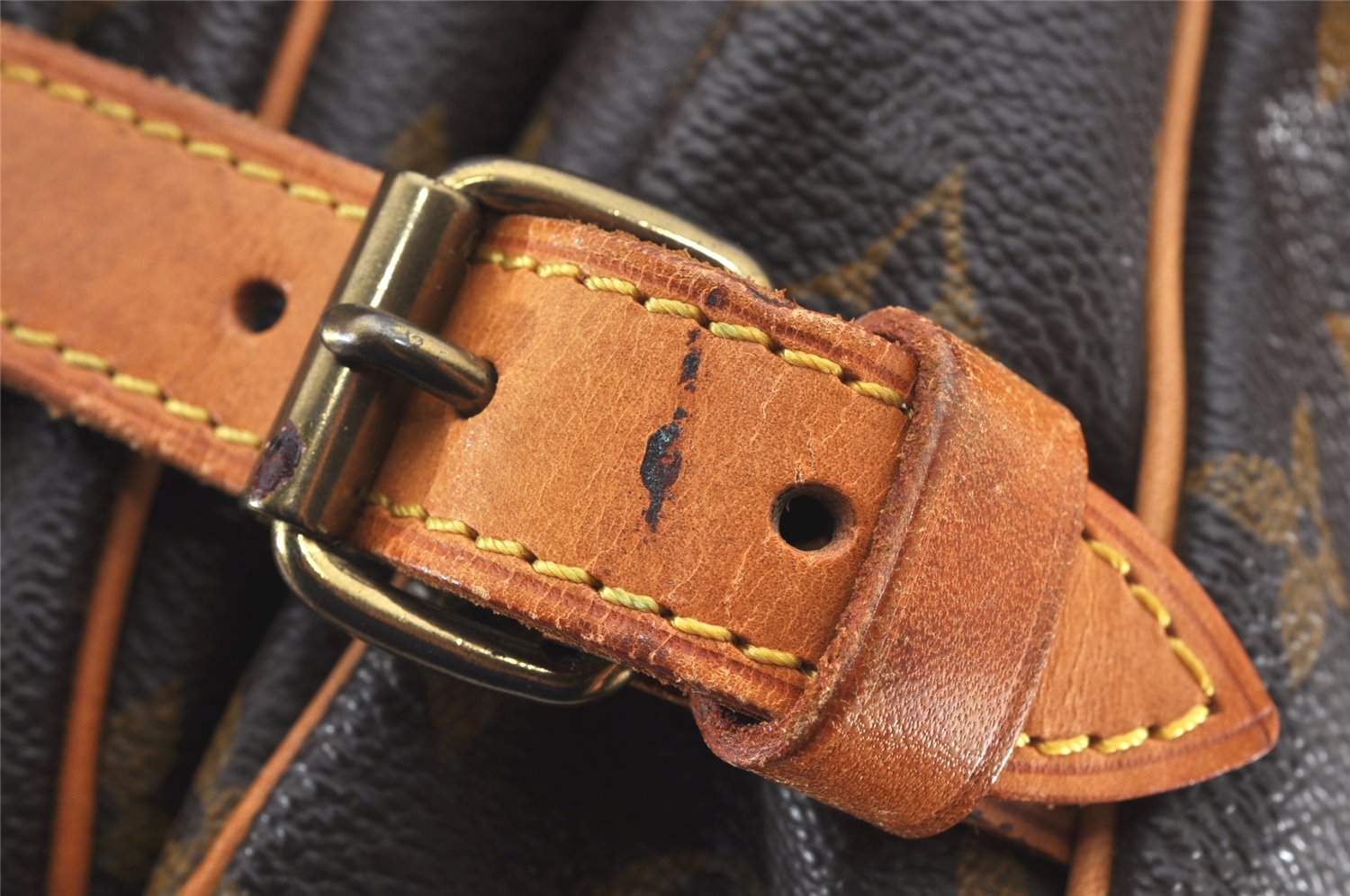 Authentic Louis Vuitton Monogram Saumur 30 Shoulder Cross Bag M42256 LV 5236K