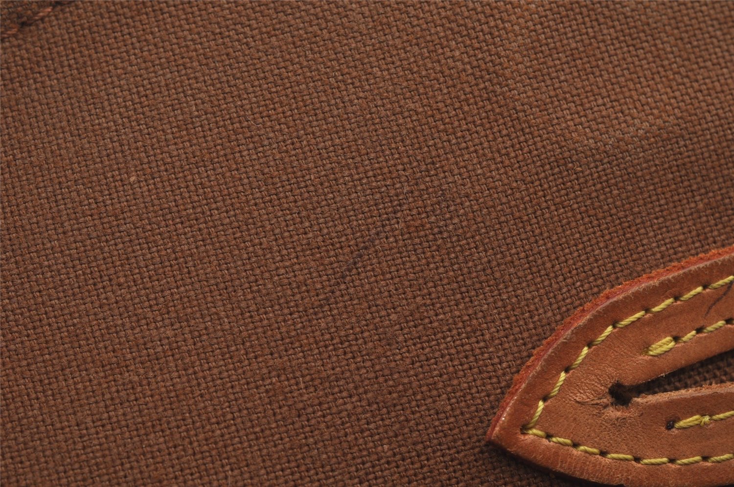 Authentic Louis Vuitton Monogram Alma Hand Bag Purse M51130 LV 5242J