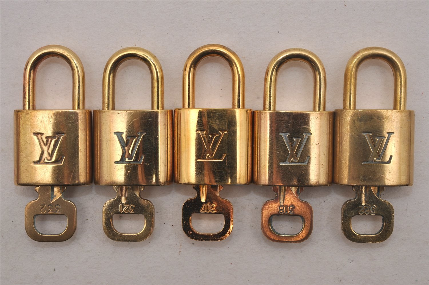 Authentic Louis Vuitton Padlock & Keys 10Set LV 5243J