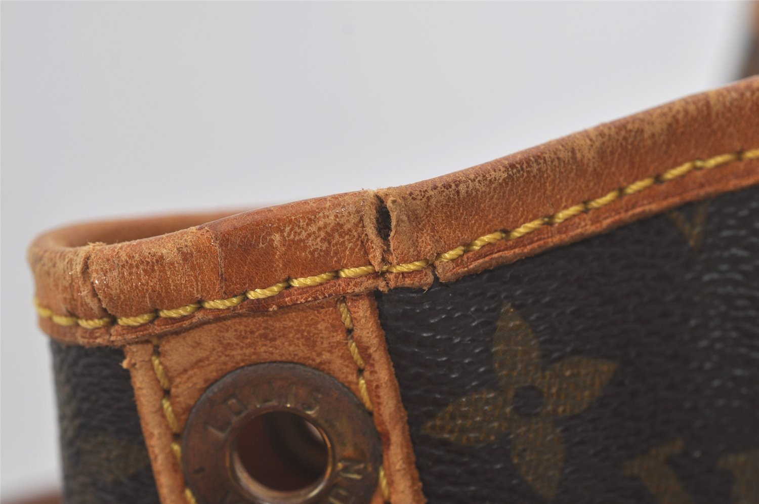 Authentic Louis Vuitton Monogram Petit Noe M42226 Shoulder Drawstring Bag 5247I