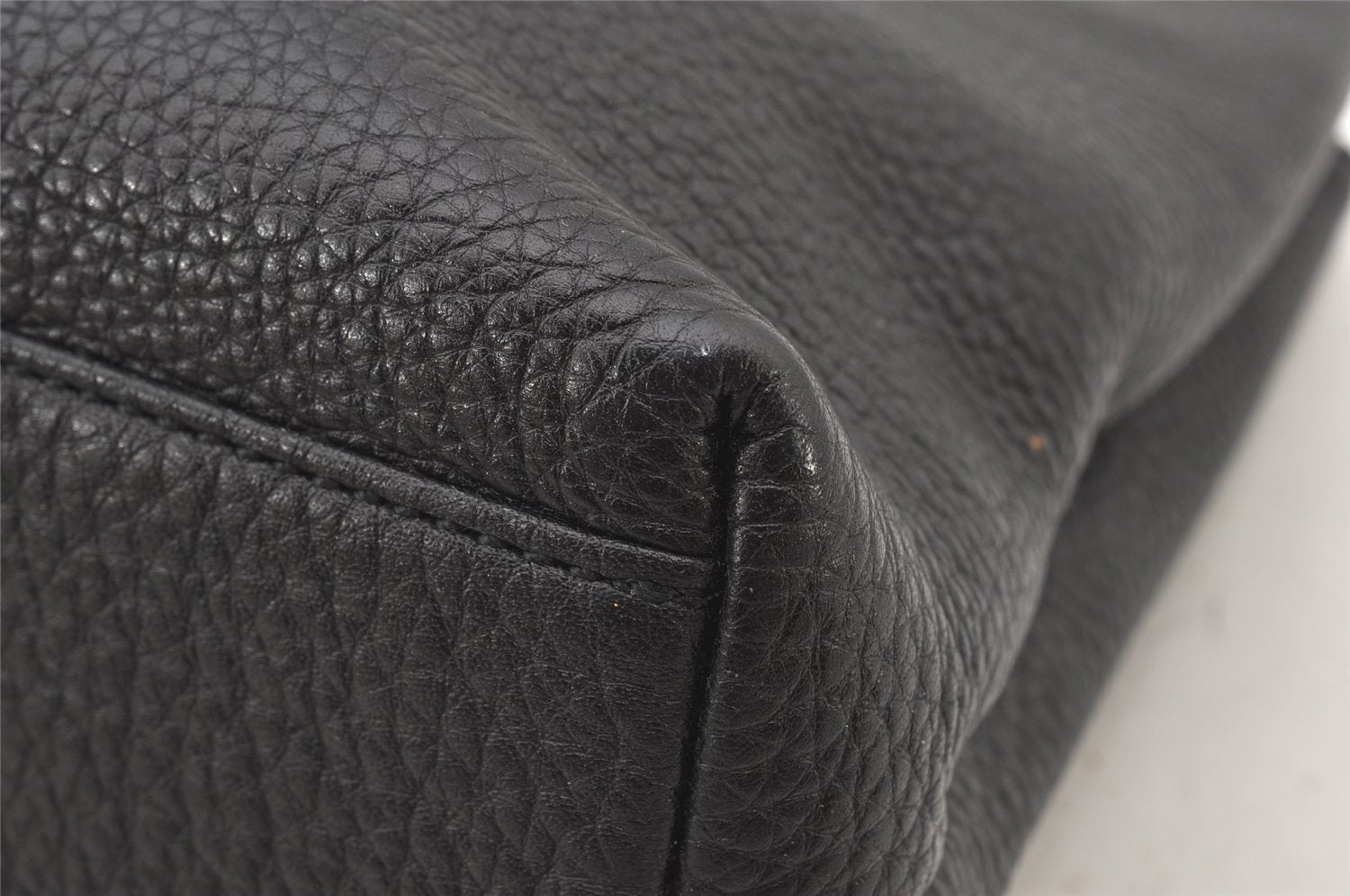 Authentic Burberrys Vintage Leather Hand Bag Purse Black 5248K