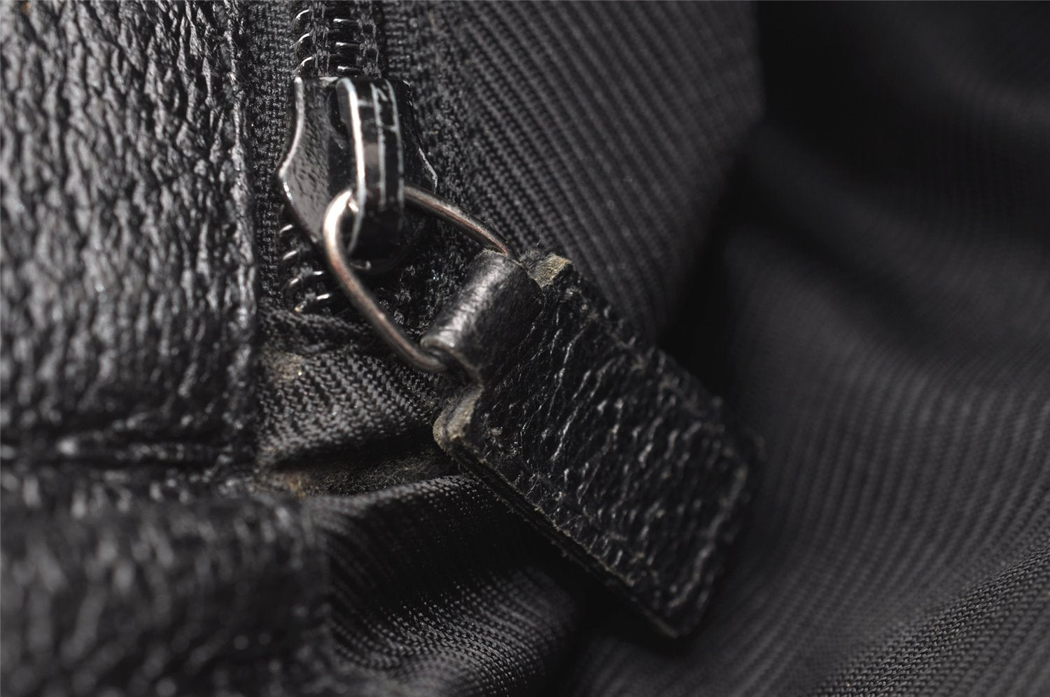 Authentic GUCCI Shoulder Cross Body Bag GG Canvas Leather 27639 Black 5250I