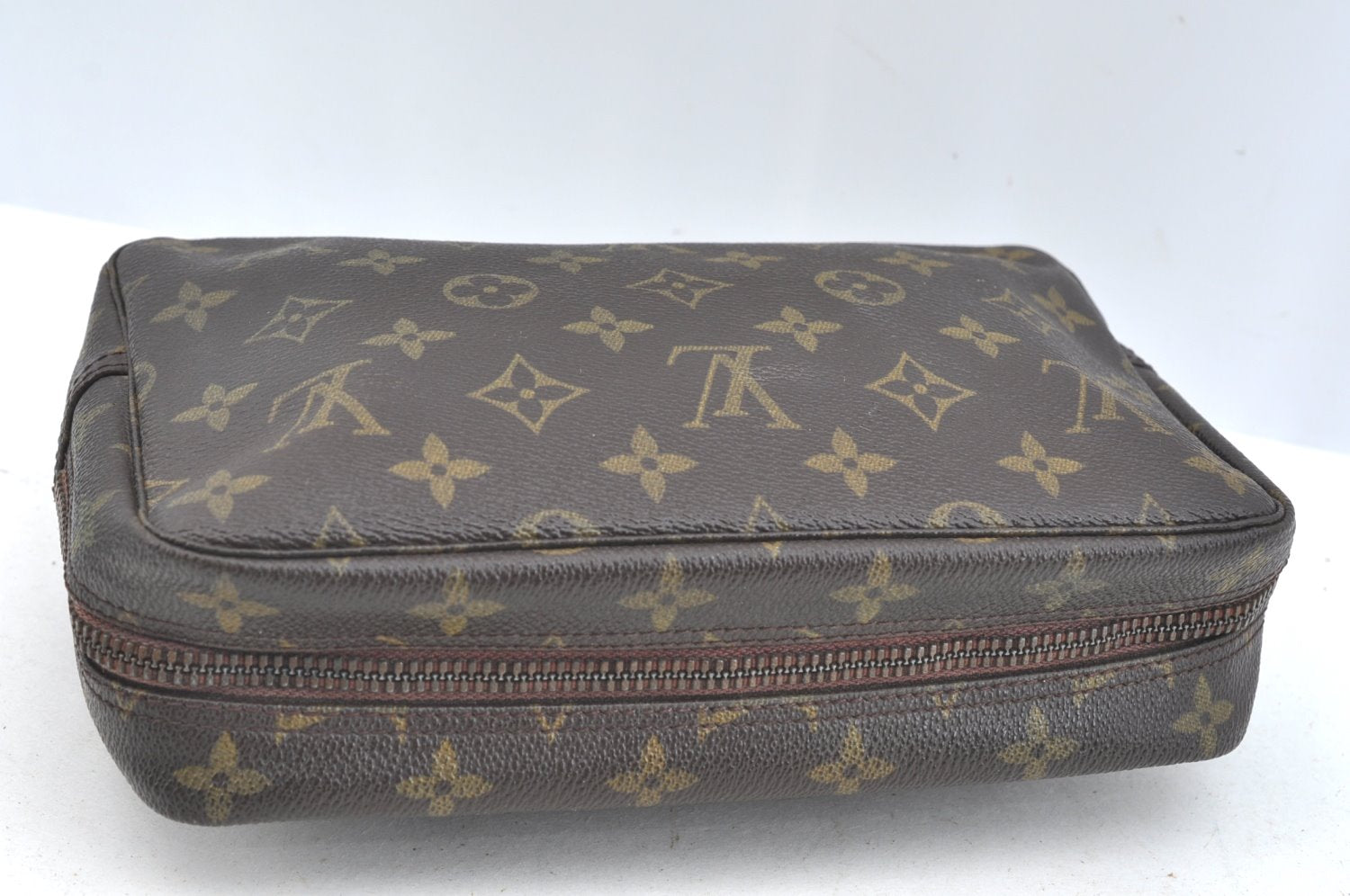 Authentic Louis Vuitton Monogram Trousse Toilette 23 Clutch Bag M47524 LV 5256I