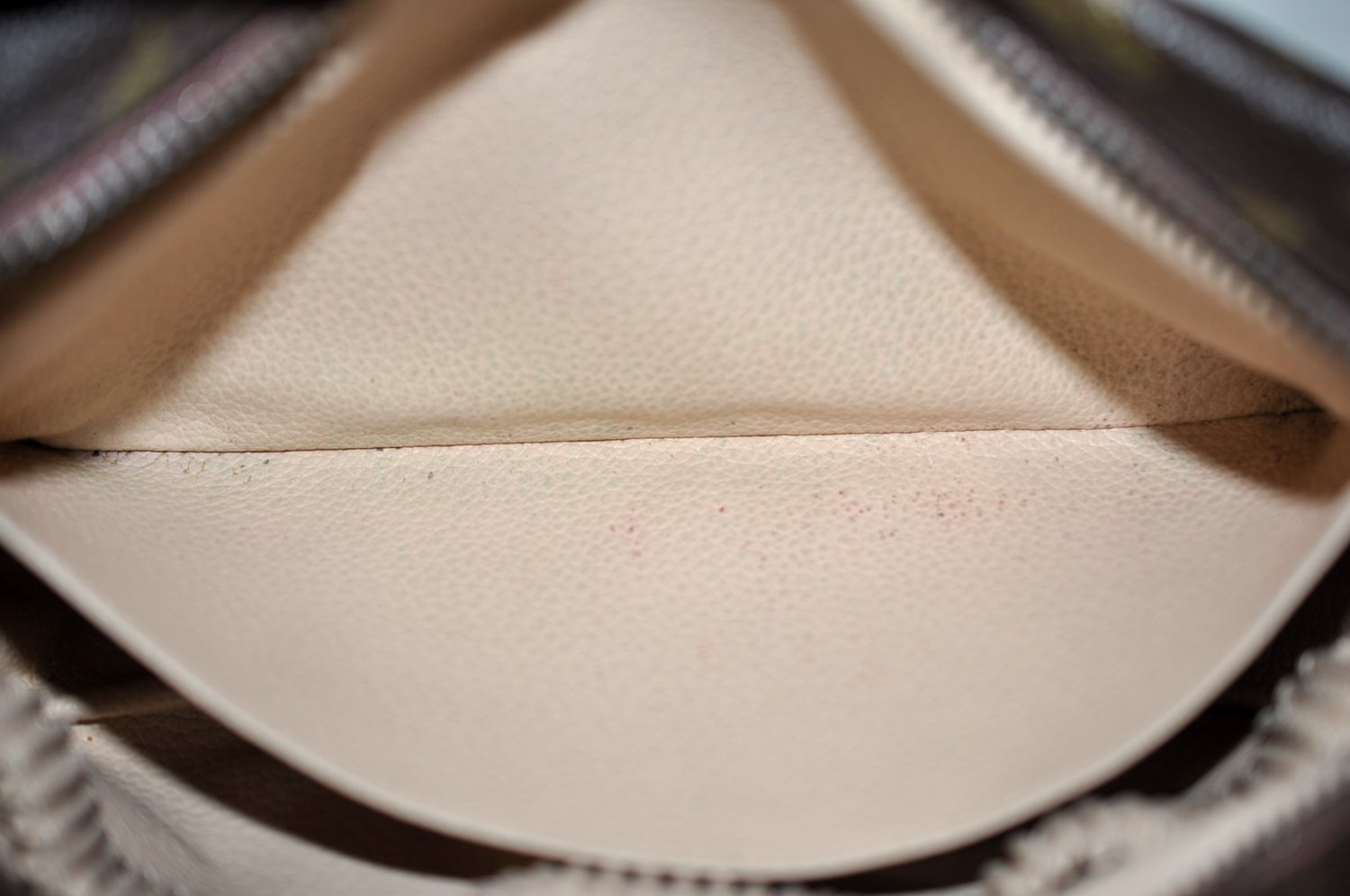 Authentic Louis Vuitton Monogram Trousse Toilette 23 Clutch Bag M47524 LV 5256I