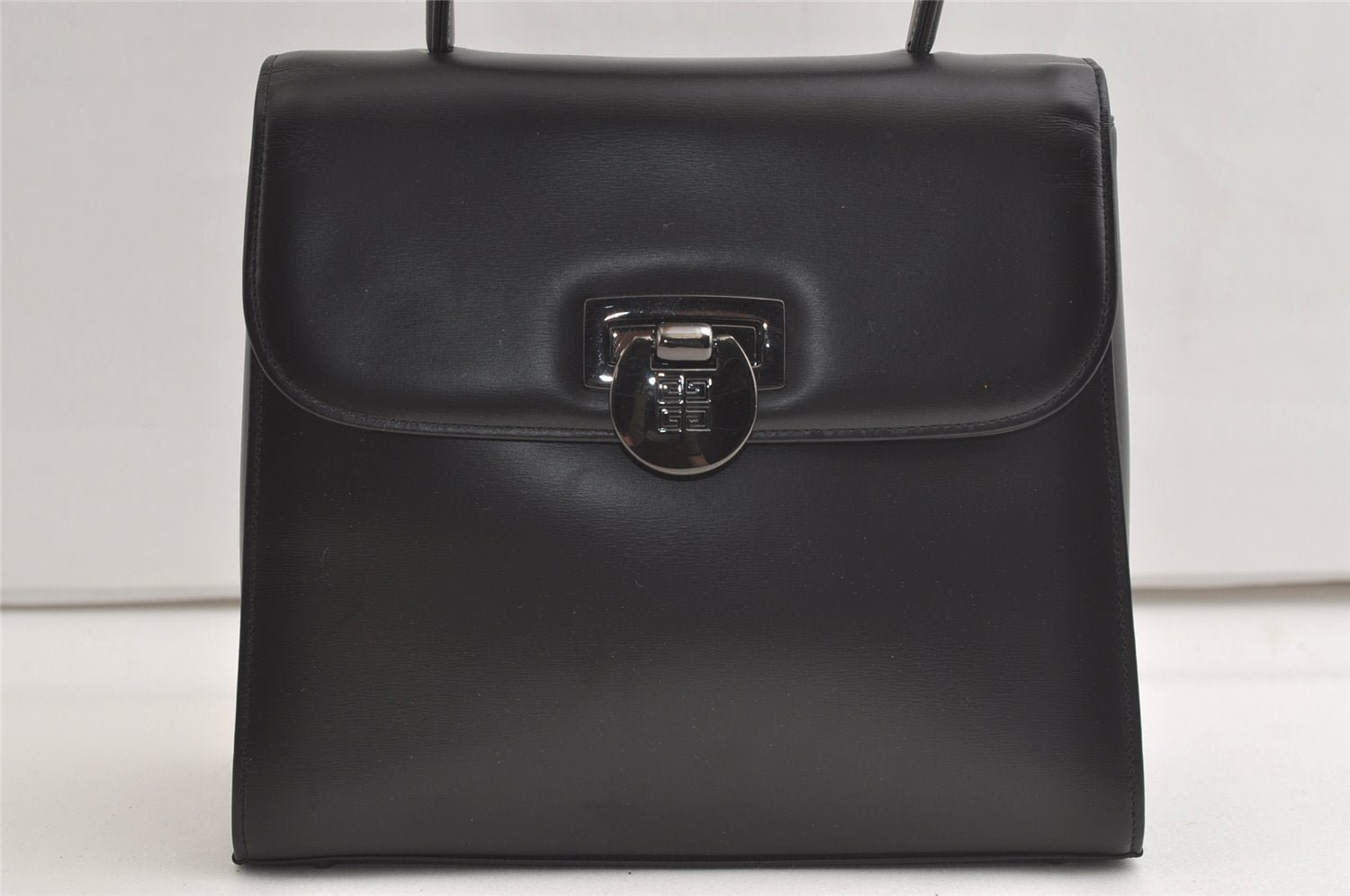 Authentic GIVENCHY Vintage Leather 2way Hand Bag Pursse Black 5276K