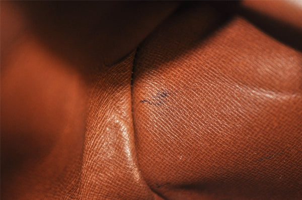 Authentic Louis Vuitton Monogram Papillon 30 Hand Bag Old Model LV 5281I