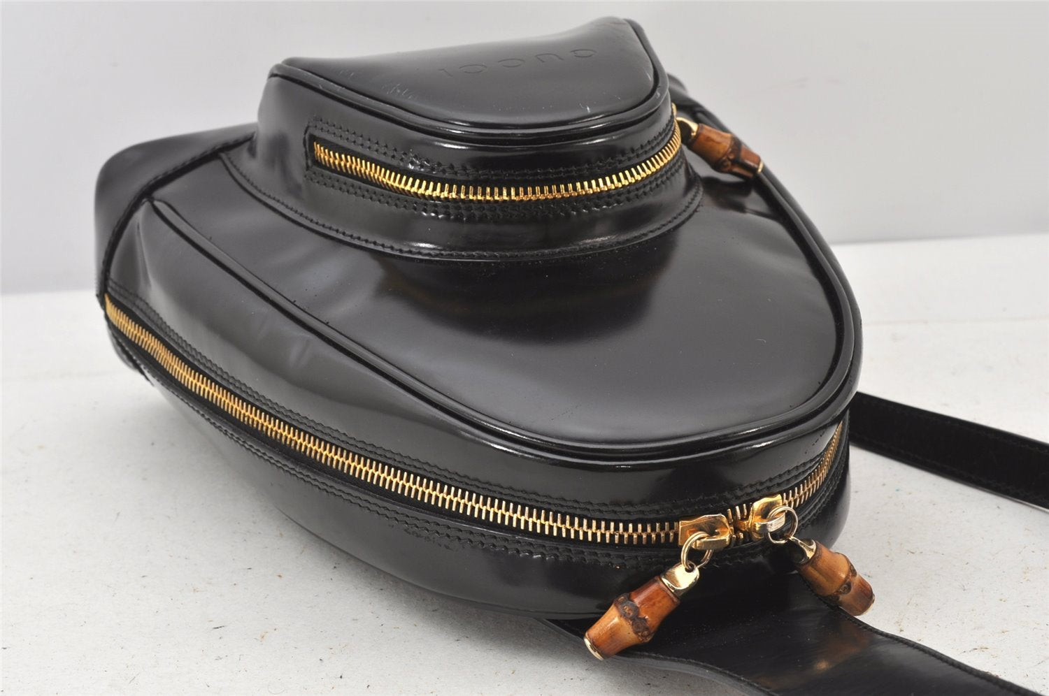 Authentic GUCCI Bamboo Shoulder Cross Bag Purse Leather Black Junk 5281K