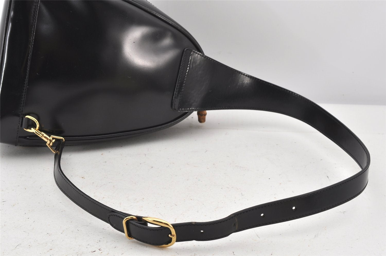 Authentic GUCCI Bamboo Shoulder Cross Bag Purse Leather Black Junk 5281K