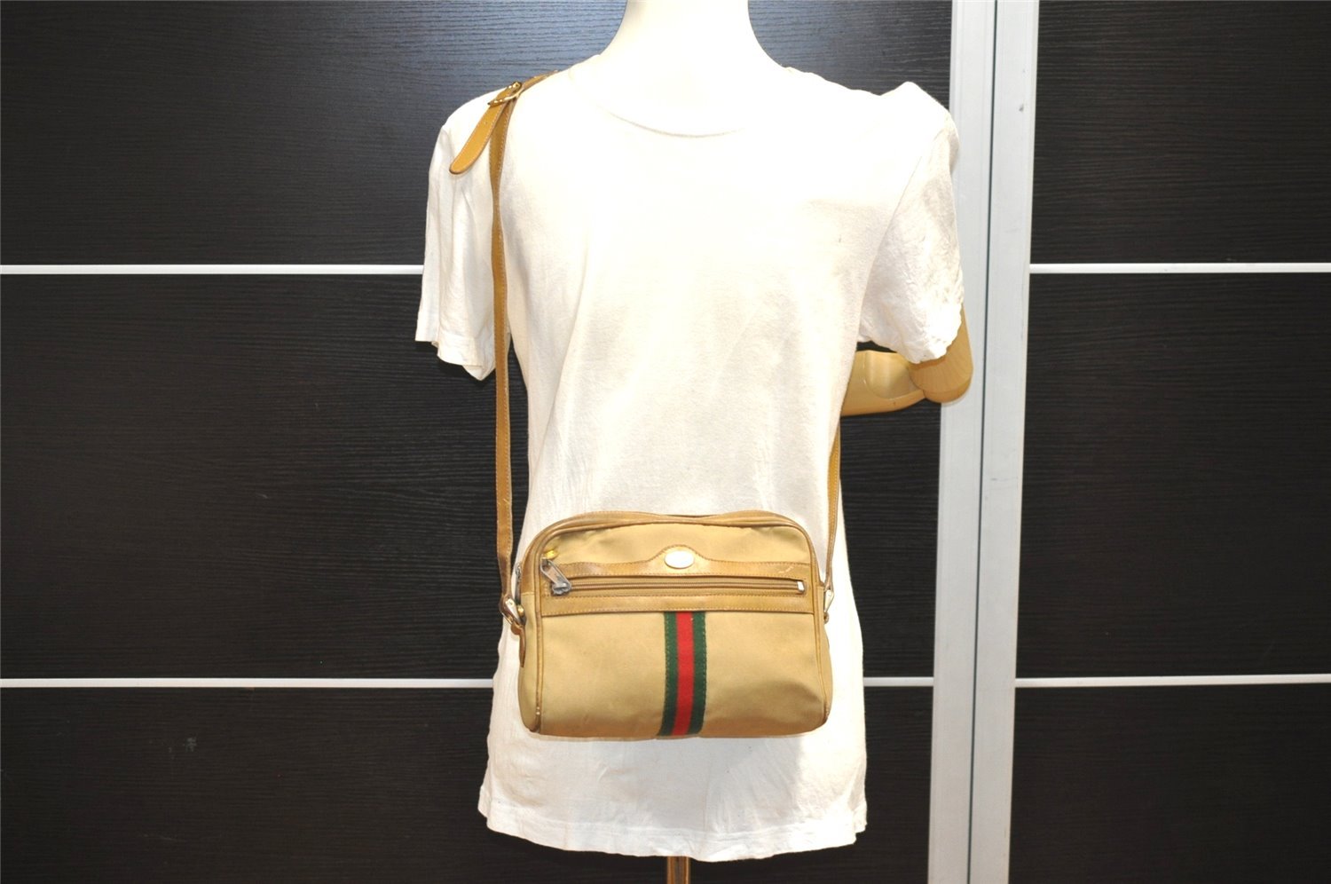 Auth GUCCI Web Sherry Line Shoulder Bag Canvas Leather 145809 Beige Junk 5282I