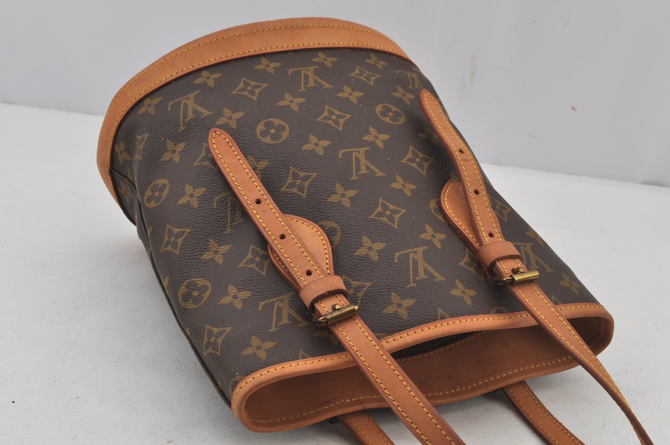 Authentic Louis Vuitton Monogram Bucket PM Shoulder Bag Old Model LV Junk 5284J