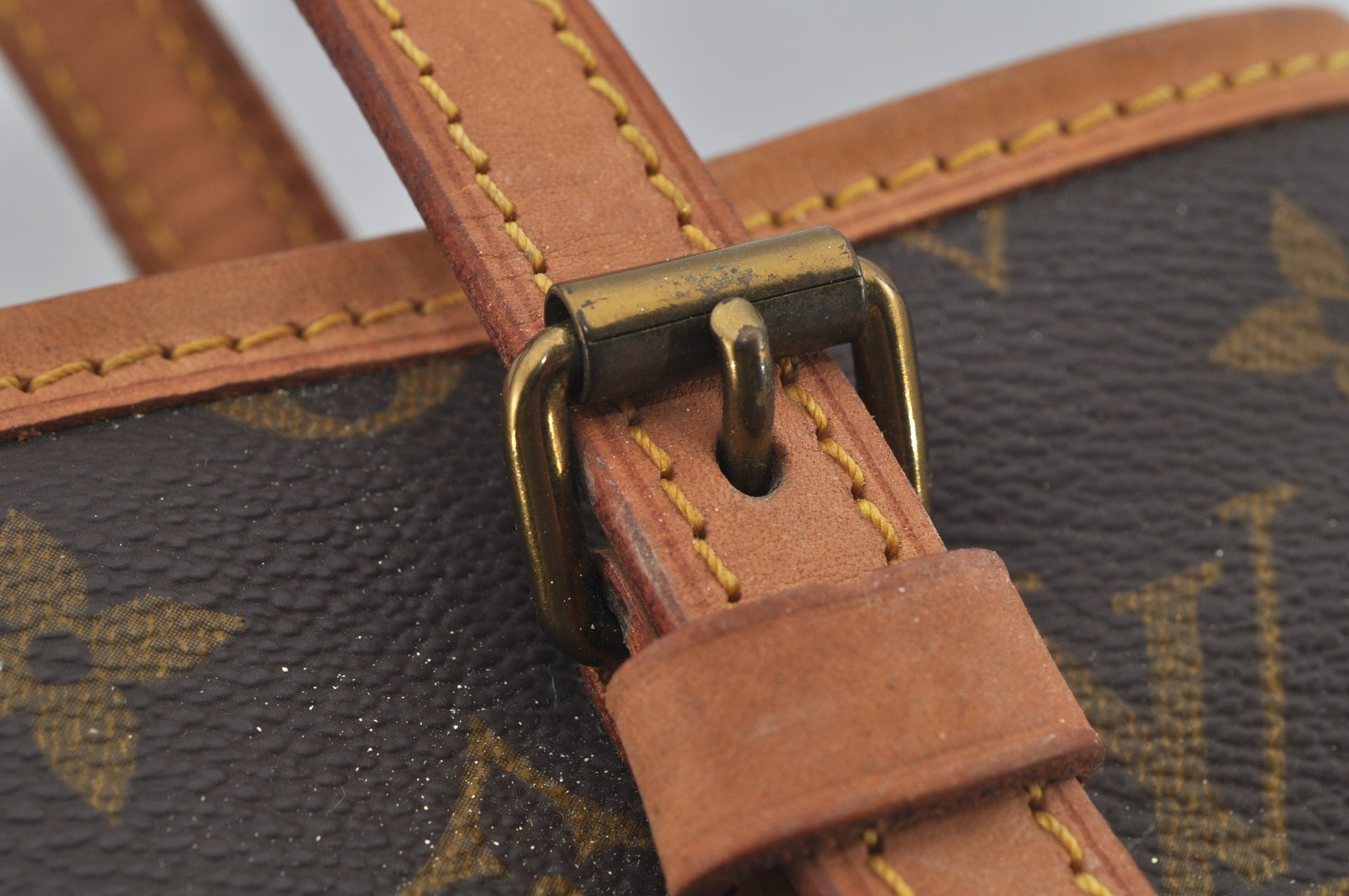 Authentic Louis Vuitton Monogram Bucket PM Shoulder Bag Old Model LV Junk 5284J