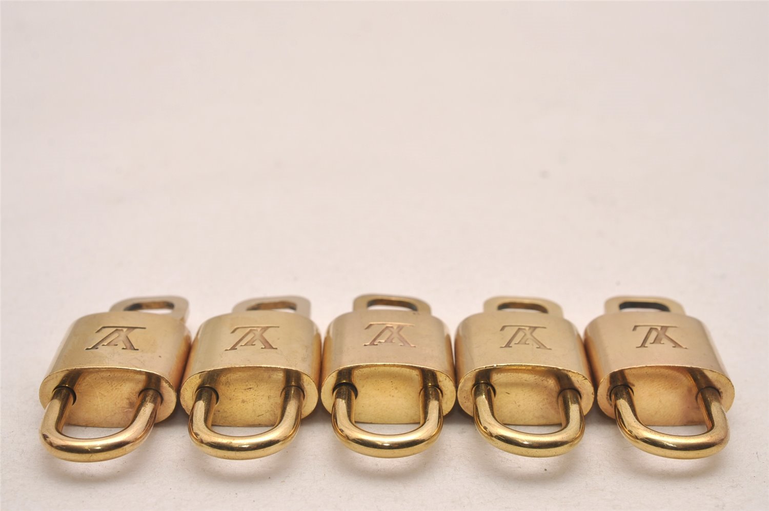 Authentic Louis Vuitton Padlock & Keys 10Set LV 5293J