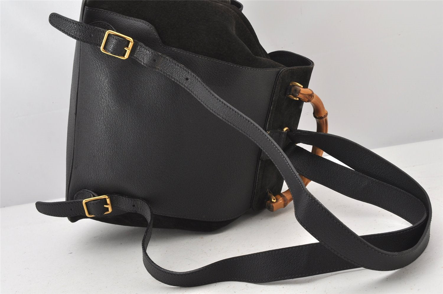 Authentic GUCCI Vintage Bamboo Drawstring Backpack Suede Leather Black 5298K