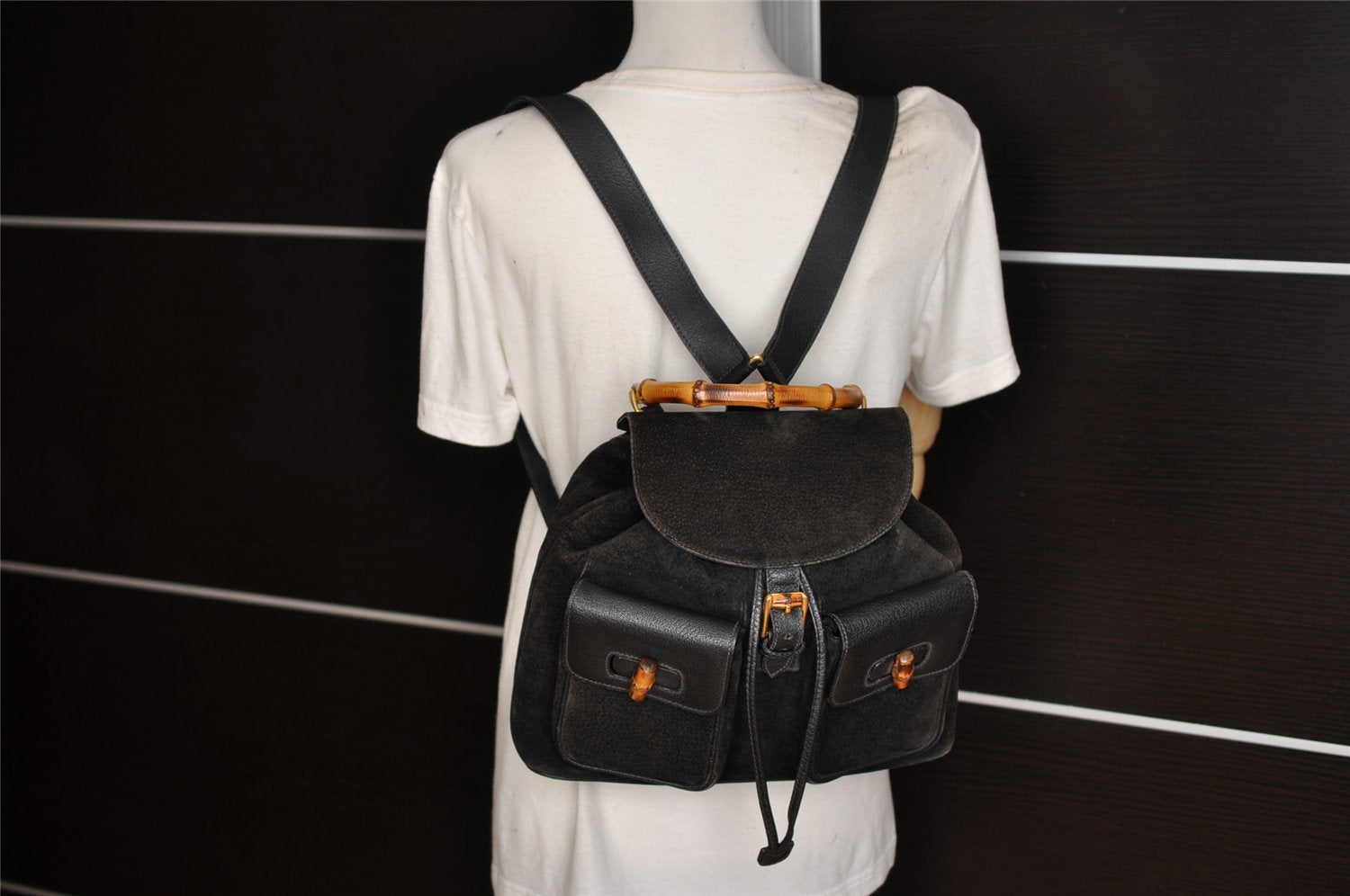 Authentic GUCCI Vintage Bamboo Drawstring Backpack Suede Leather Black 5298K