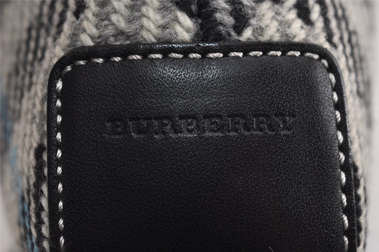 Authentic BURBERRY Check Shoulder Cross Body Bag Purse Wool Leather Black 5299J