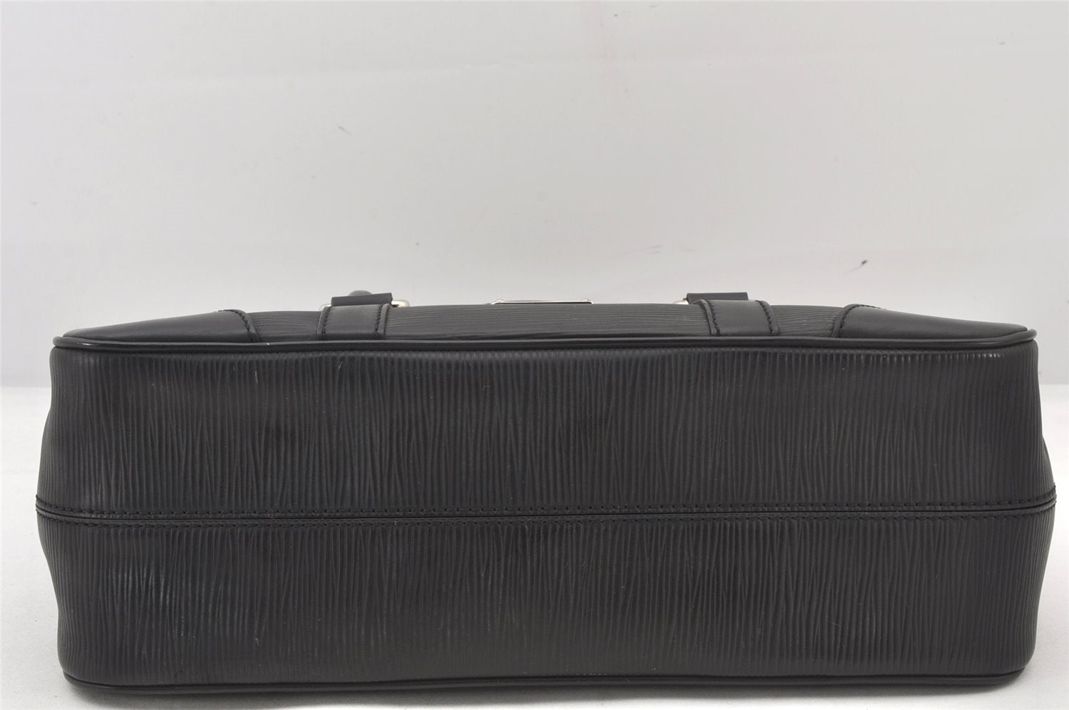 Authentic Louis Vuitton Epi Segur PM Hand Bag Black M58822 LV 5299K