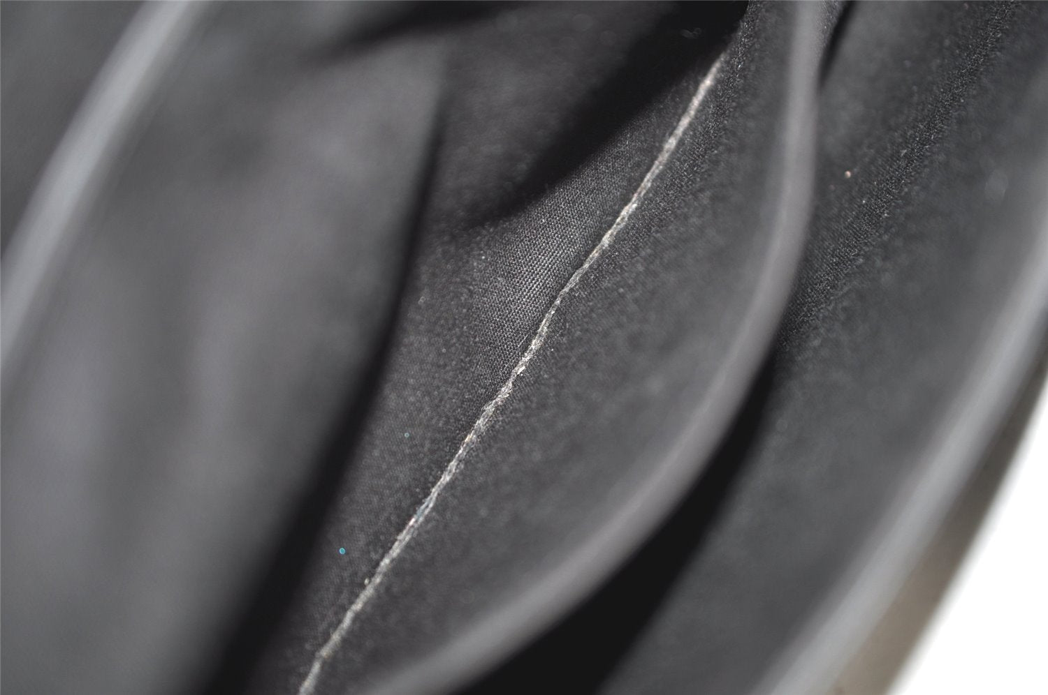 Authentic Louis Vuitton Epi Segur PM Hand Bag Black M58822 LV 5299K