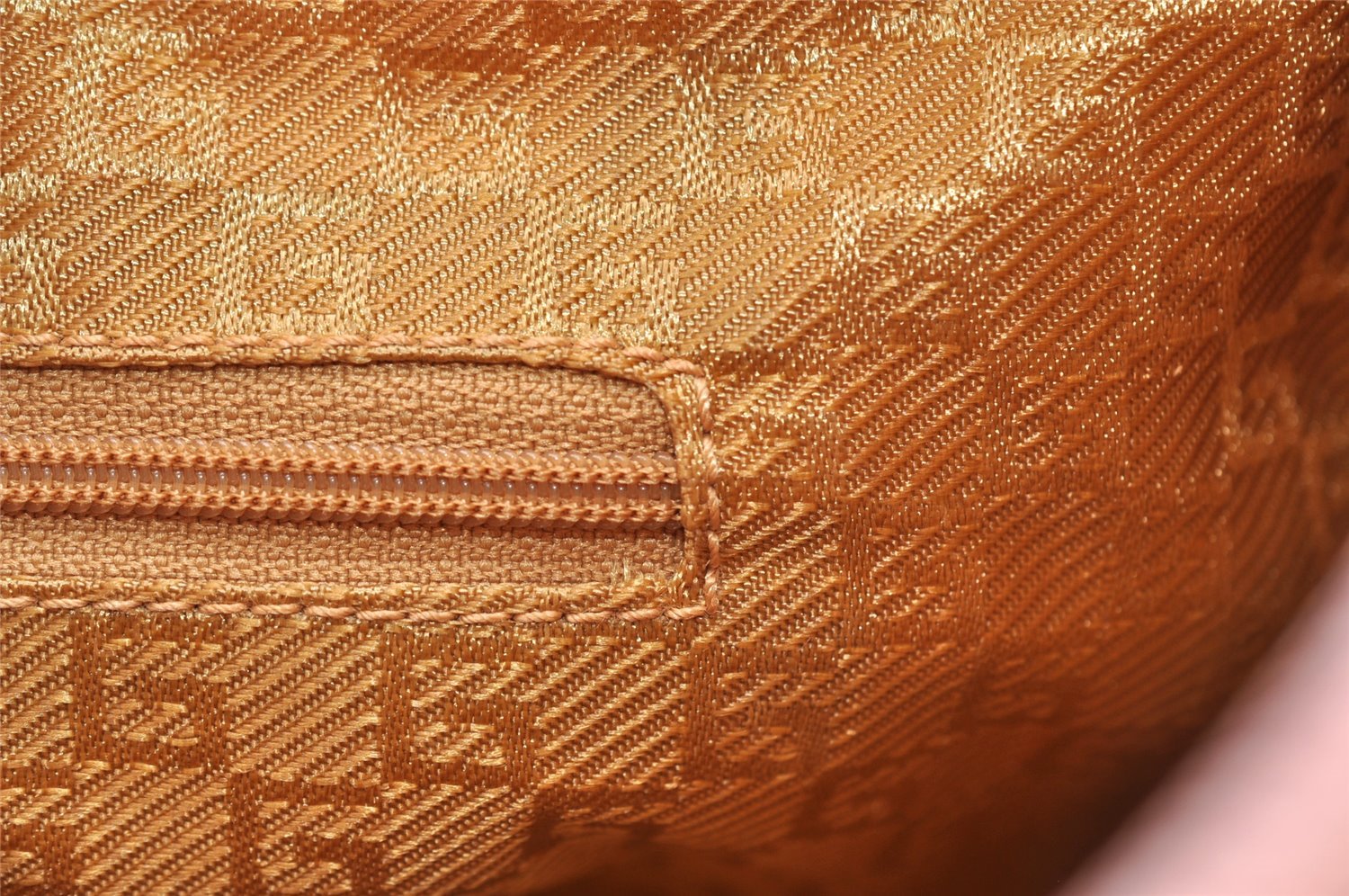 Authentic GUCCI Vintage Shoulder Hand Bag Purse Suede Leather Pink 5301I