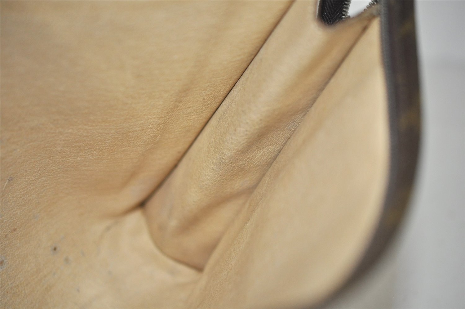 Authentic Louis Vuitton Monogram Poche Toilette 26 M47542 Cosmetics Pouch 5311I