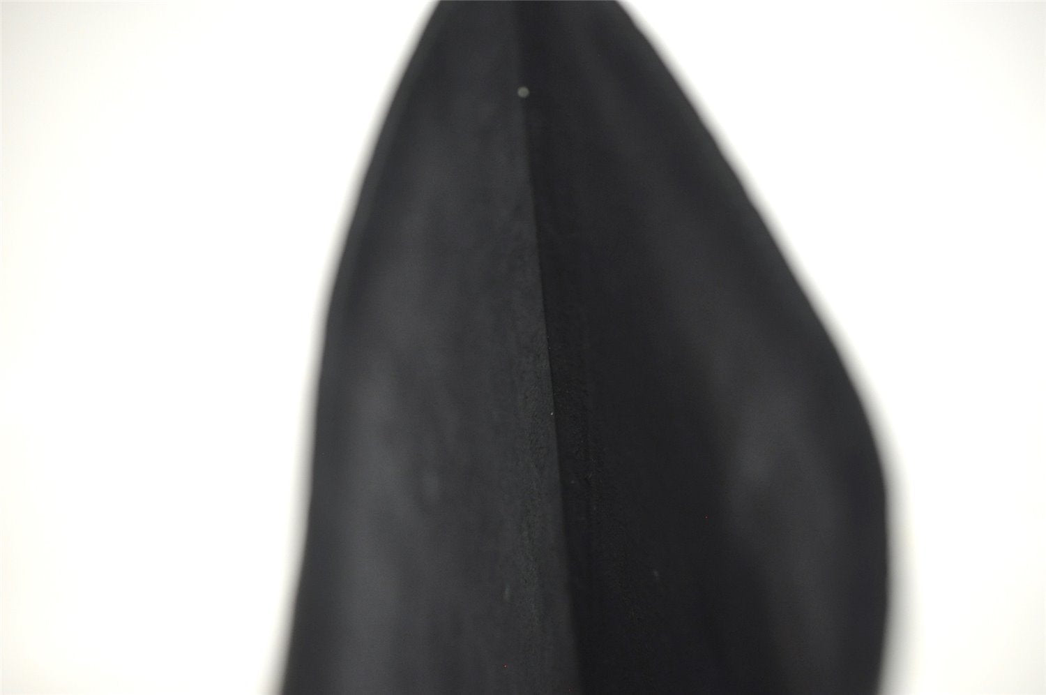 Authentic GUCCI Guccissima GG Leather iPad Tablet Case 256575 Black 5316I