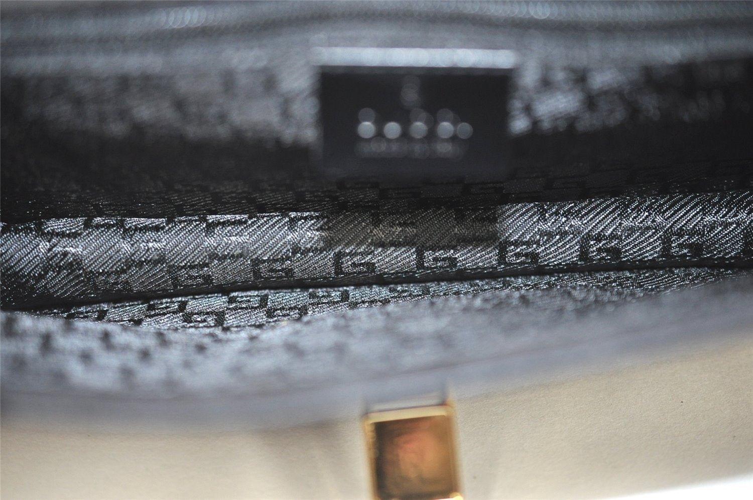 Authentic GUCCI Vintage Shoulder Hand Bag Purse Leather Black 5323I