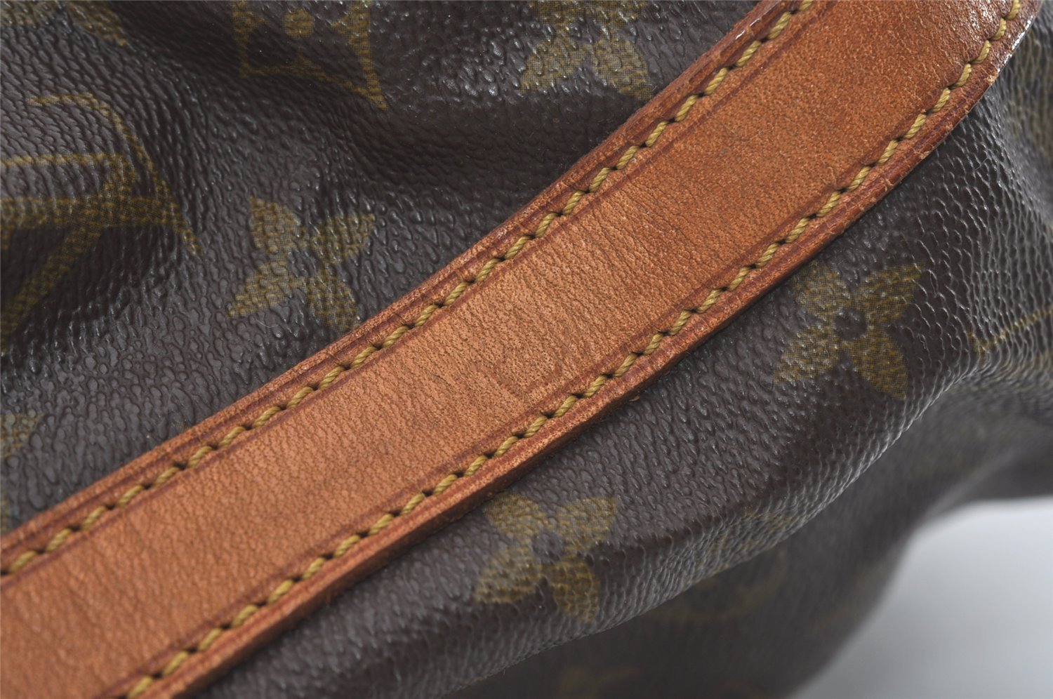 Authentic Louis Vuitton Monogram Petit Noe Drawstring Bag Old Model LV 5325I