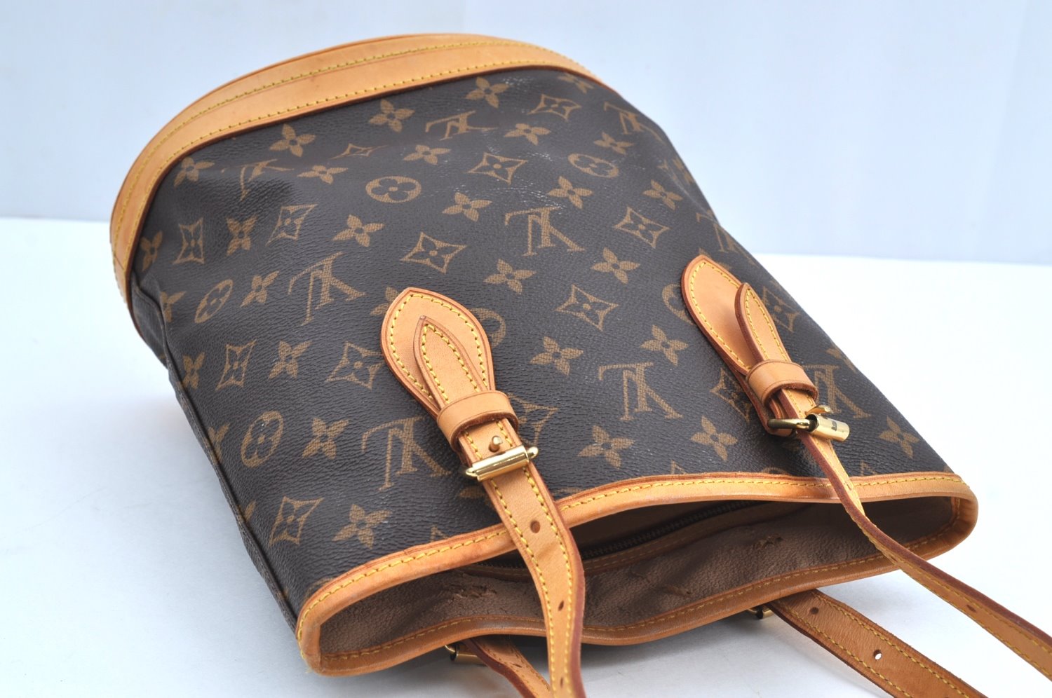 Authentic Louis Vuitton Monogram Bucket PM Shoulder Tote Bag M42238 LV 5327H