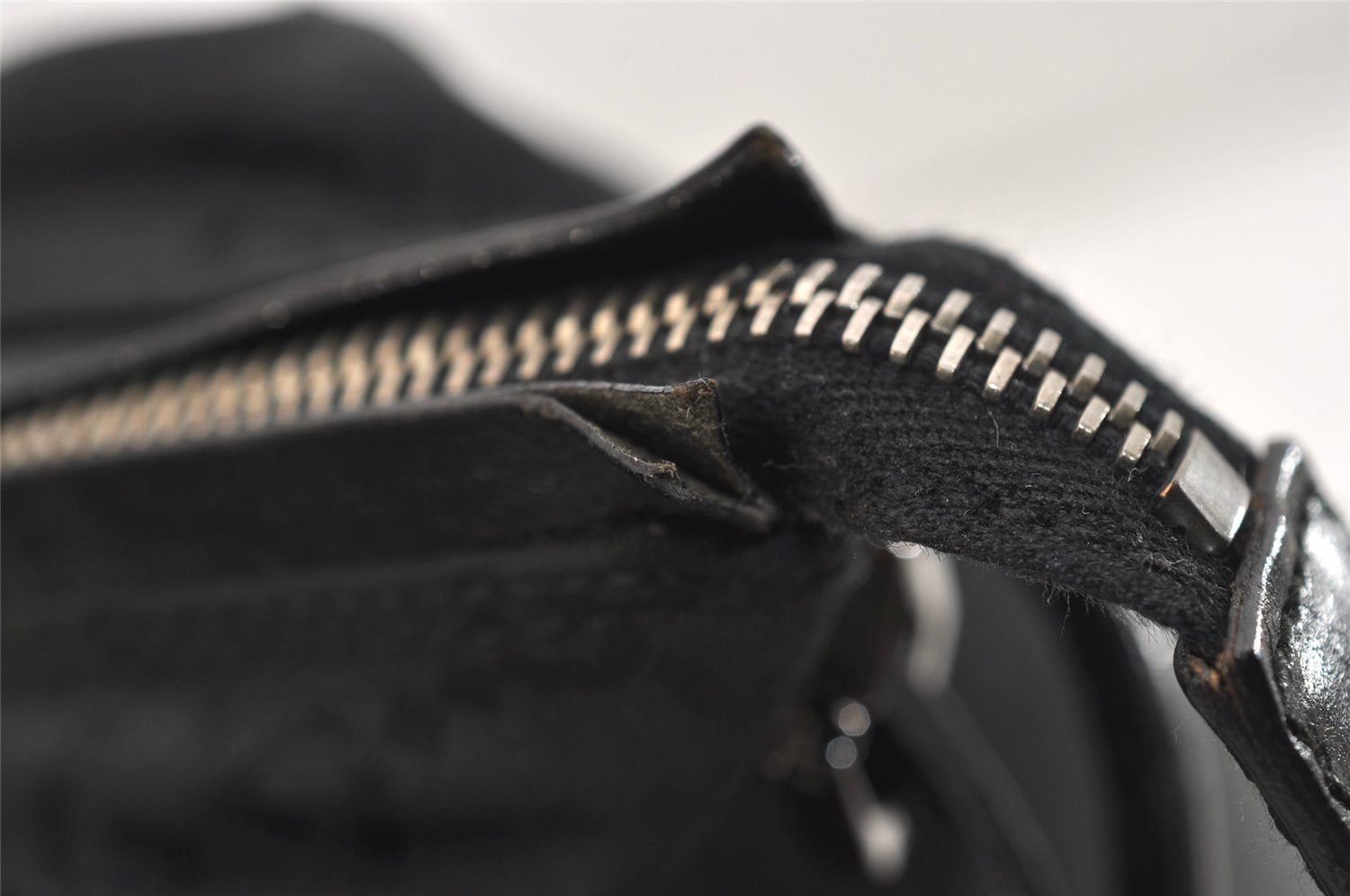 Authentic GUCCI Shoulder Hand Bag Purse GG Nylon Leather 0013766 Black 5327J