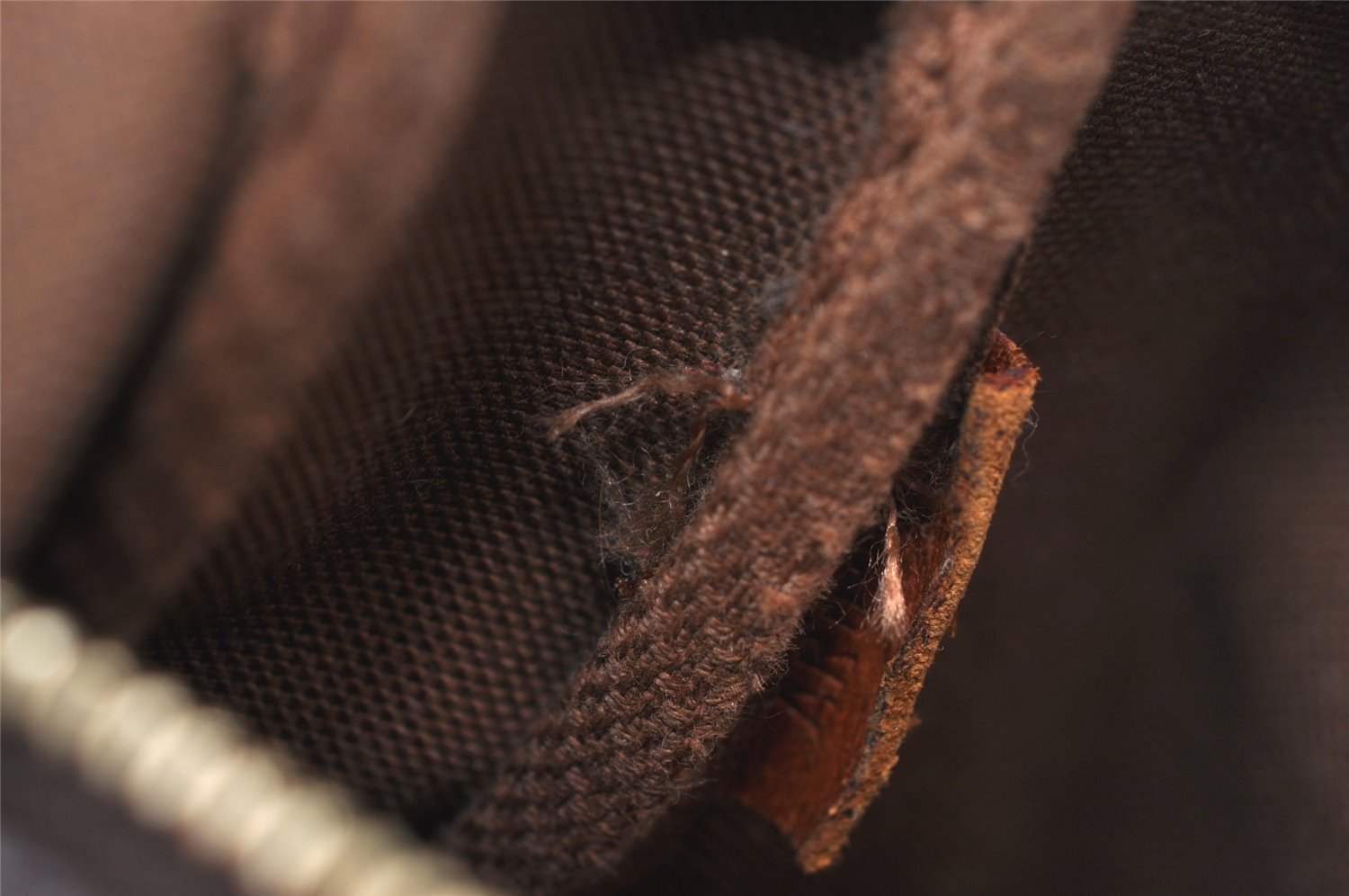 Authentic Louis Vuitton Monogram Pochette Accessoires Pouch M51980 LV 5330K