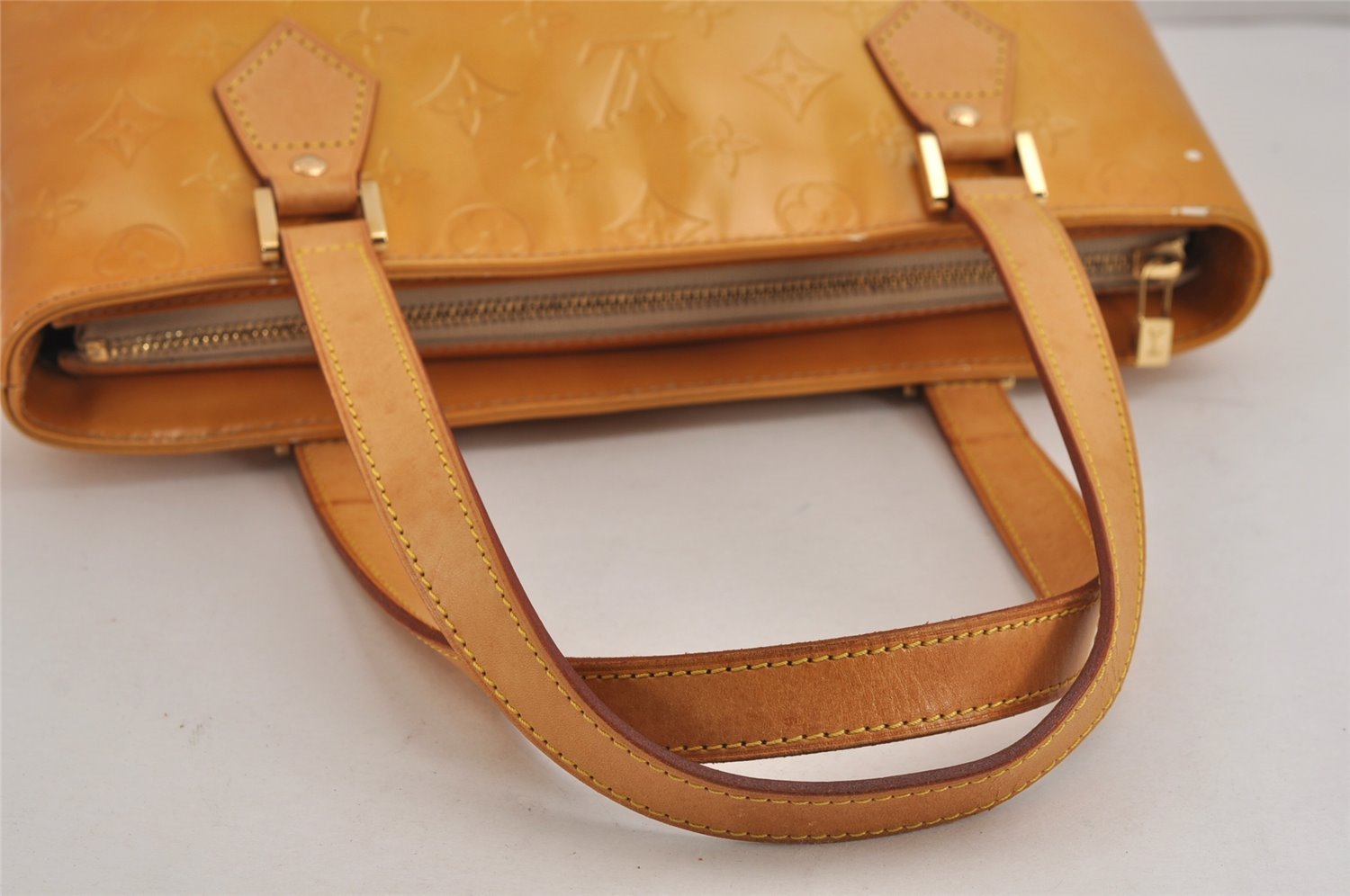 Authentic Louis Vuitton Vernis Houston Shoulder Hand Bag Yellow M91004 LV 5331J