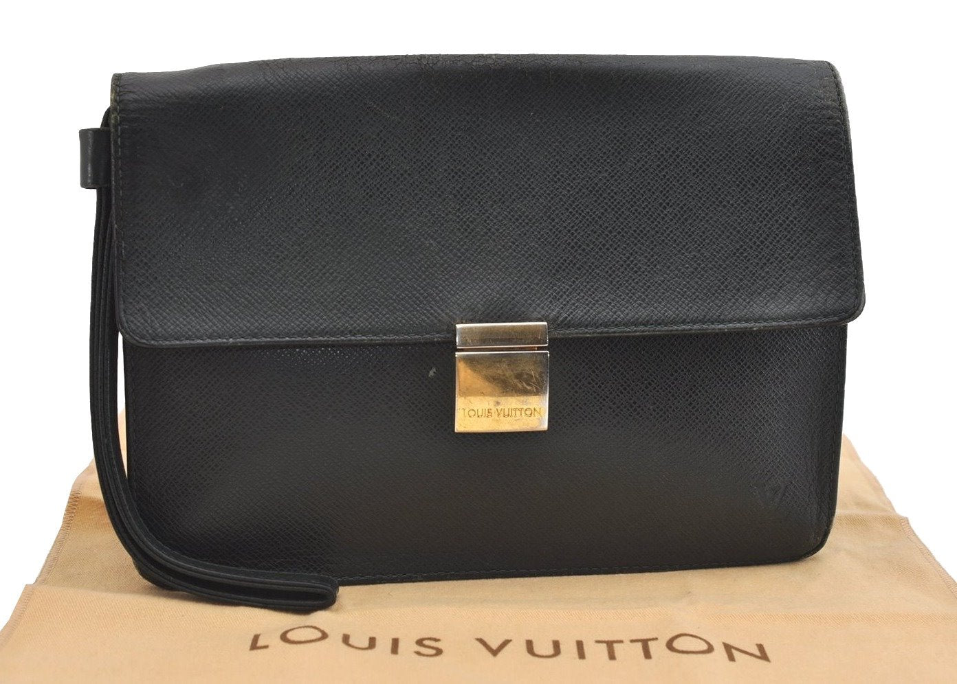 Authentic Louis Vuitton Taiga Selenga Clutch Hand Bag Green M30784 LV 5333J