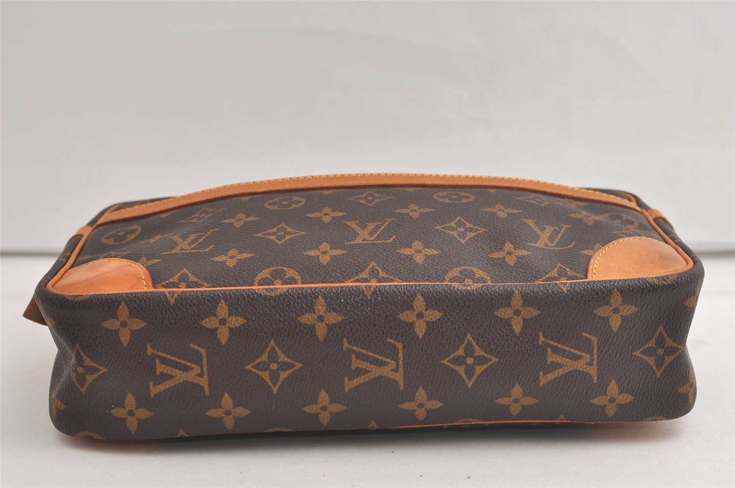Authentic Louis Vuitton Monogram Compiegne 28 Clutch Hand Bag M51845 LV 5333K
