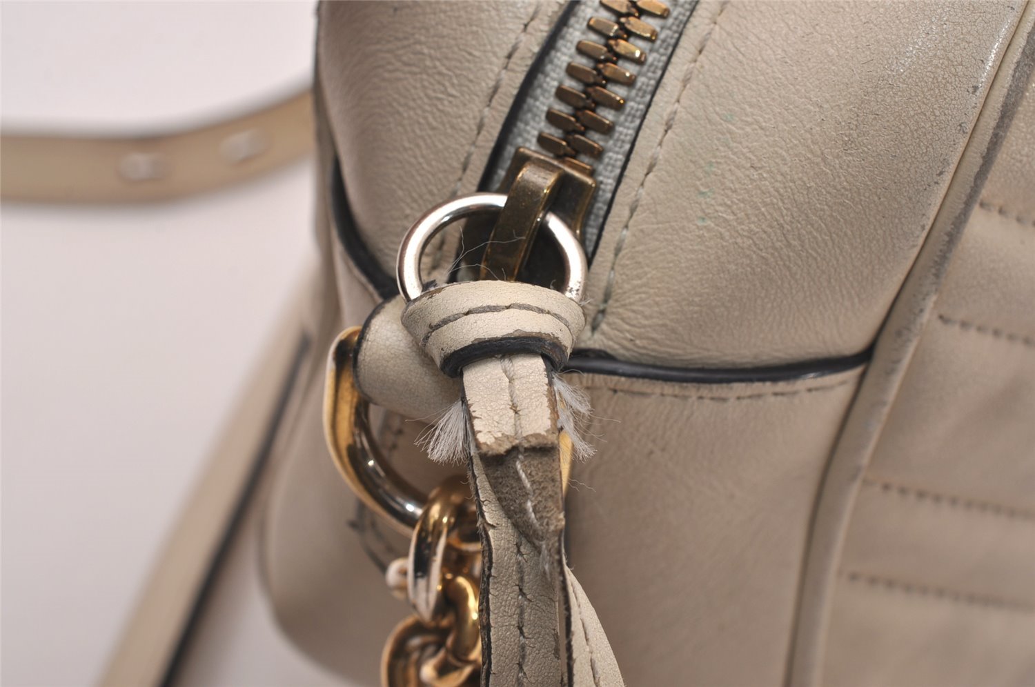 Authentic GUCCI GG Marmont Chain Shoulder Cross Bag Leather 447632 White 5336J