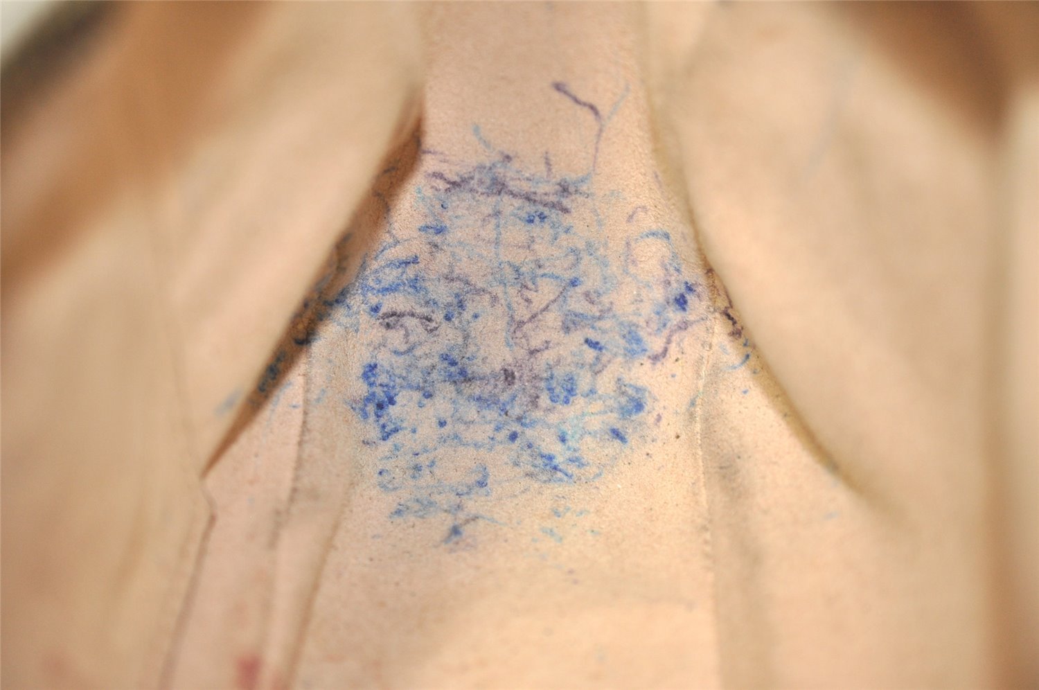 Authentic GUCCI GG Marmont Chain Shoulder Cross Bag Leather 447632 White 5336J