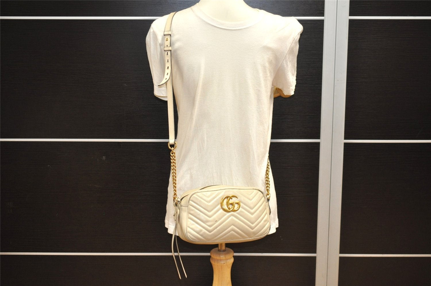 Authentic GUCCI GG Marmont Chain Shoulder Cross Bag Leather 447632 White 5336J