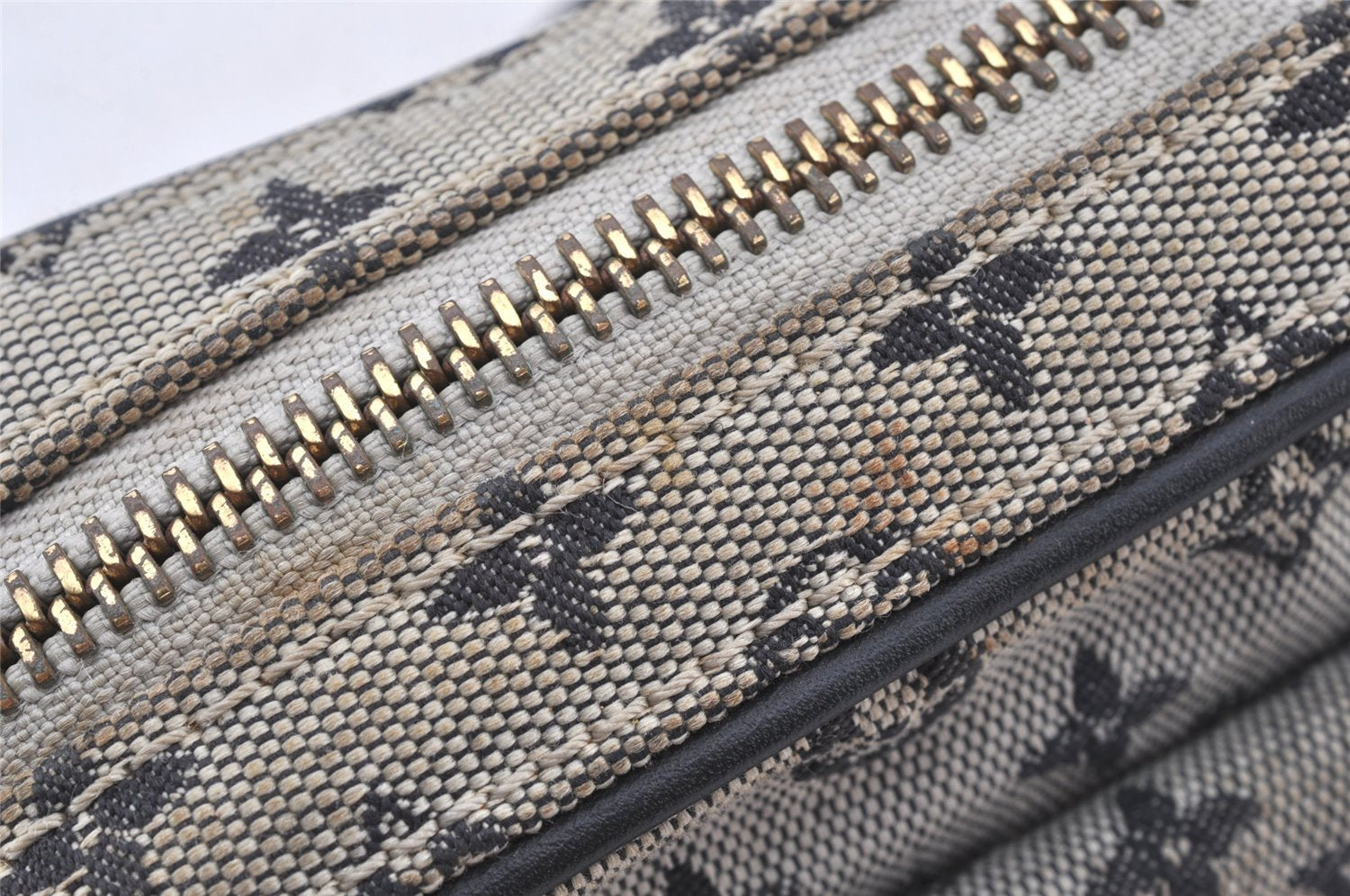 Auth Louis Vuitton Monogram Mini Juliet MM Shoulder Bag M92217 Blue Junk 5339K