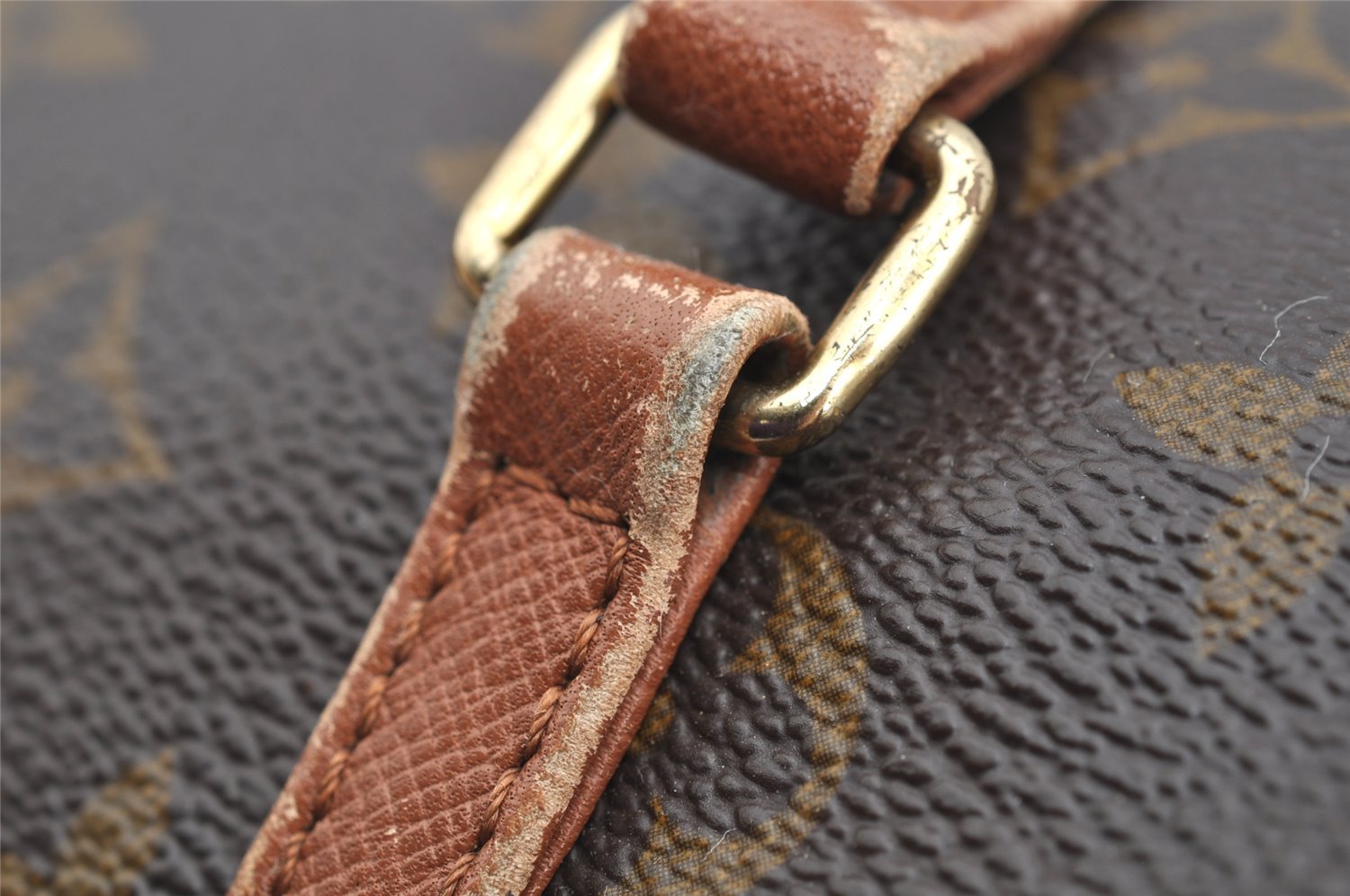 Authentic Louis Vuitton Monogram Papillon 26 Hand Bag Old Model LV 5340I