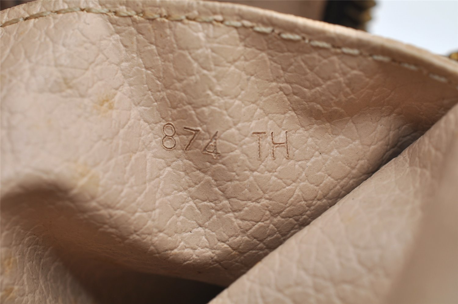 Auth Louis Vuitton Monogram Trousse Toilette 23 Clutch Hand Bag M47524 LV 5341I